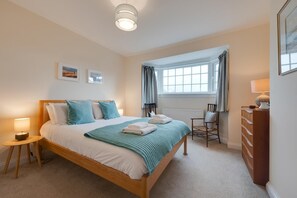 3 bedrooms, iron/ironing board, free WiFi, bed sheets - 3 Bed in Southwold (oc-marl) (Southwold)