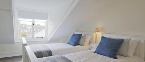 4 chambres, fer et planche Ă repasser, lit parapluie, Wi-Fi gratuit