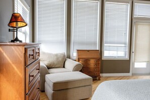 5 sovrum, skrivbord, strykjärn/strykbräda och gratis wi-fi