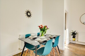 Dining - 1 Bed in Cromer (oc-1844) (Cromer)