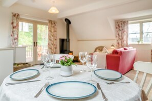 Dining - 2 Bed in Longhope (oc-n34144) (Longhope)