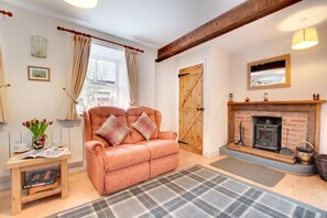 TV - 2 Bed in Leyburn (oc-ds902) (Askrigg)