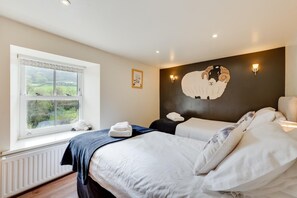 مكواة/لوح كي وواي فاي مجانًا وملاءات أسرّة