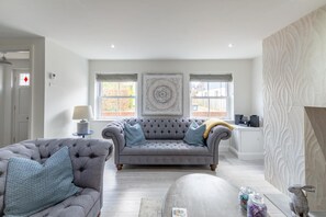 Living area - 1 Bed in Holt (oc-1854) (Holt)
