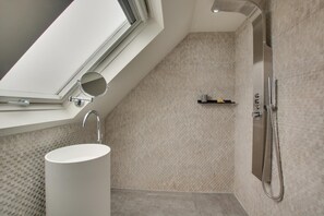 Hair dryer, towels - 1 Bed in Holt (oc-1854) (Holt)