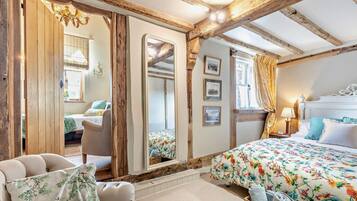 3 bedrooms, free WiFi, bed sheets