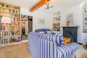 TV - 2 Bed in Aldeburgh (oc-sfdar) (Aldeburgh)