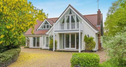 3 Bed in Ufford (oc-sfmea)