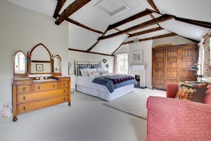 Iron/ironing board, travel cot, free WiFi, bed sheets - 2 Bed in Ufford (oc-sfmcu) (Ufford)