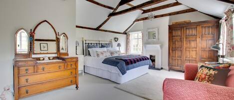 Silitysrauta/-lauta, ilmainen Wi-Fi, vuodevaatteet