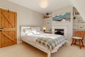 Iron/ironing board, free WiFi, bed sheets - 2 Bed in Orford (oc-sflpo) (Orford)