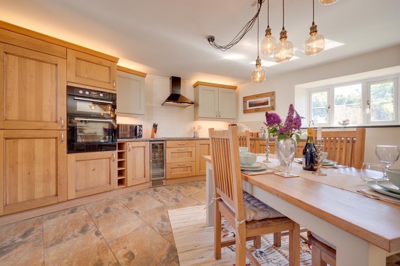 Microwave, oven, dishwasher, cookware/dishes/utensils