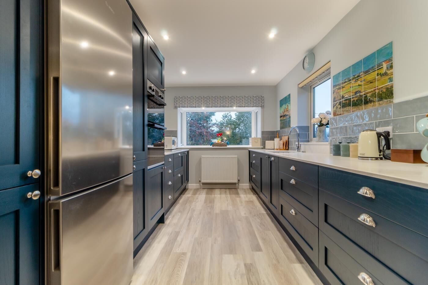 ميكروويف، فرن، غسالة أطباق، مستلزمات طهي/أطباق/أوعية