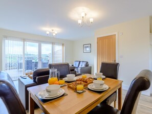 Dining - 2 Bed in Alnwick (oc-80500) (Newton-by-the-Sea)