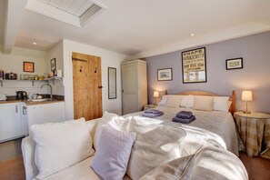 Bügeleisen/Bügelbrett, kostenloses WLAN, Bettwäsche