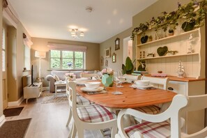 Dining - 2 Bed in Rollesby (oc-2324) (Rollesby)