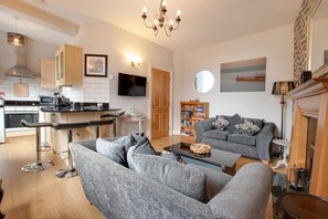 TV - 2 Bed in Whitby (oc-w1028) (Whitby)