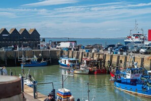 Marina - 3 Bed in Whitstable (oc-s34147) (Whitstable)