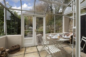 Dining - Beautifully presented dog friendly three bedroom - Brewery Cottage (Upper Swell)