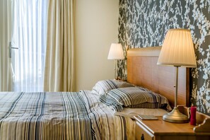 Free WiFi, bed sheets - 2 Bed in Tetbury (oc-l34108) (Tetbury)