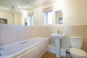 Towels - 2 Bed in Tetbury (oc-l34108) (Tetbury)