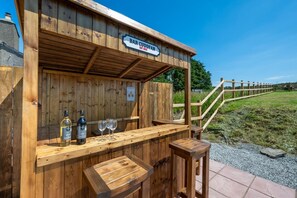 المنطقة المحيطة بالمنشأة