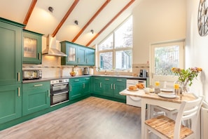 Oven, cookware/dishes/utensils