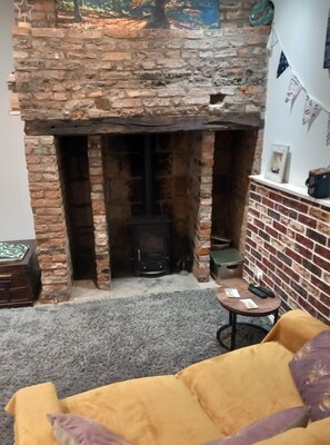 Interior - 1 Bed in Whitby (oc-w1033) (Whitby)