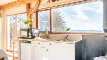 Microwave, oven, highchair, cookware/dishes/utensils