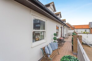 Terrace/patio - 2 Bed in Aldeburgh (oc-mst) (Aldeburgh)