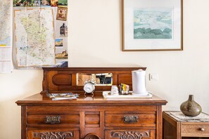 Interior - Flagstone Guest Room with Shared Pool, Private Terrace and Wi-Fi (Sanxay)