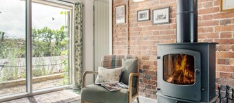 3 Bed in Edenbridge (oc-o34127)