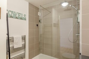 Hair dryer, towels - 2 Bed in St. Ives (oc-18stn) (St Ives)