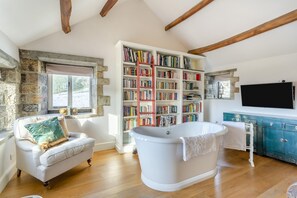 Interior - 4 Bed in Pateley Bridge (oc-s34135) (Pateley Bridge)