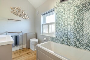 Hair dryer, towels - 2 Bed in Stoney Middleton (oc-b34247) (Stoney Middleton)