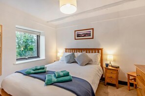 Iron/ironing board, free WiFi, bed sheets - 2 Bed in Bassenthwaite (oc-ld171) (Bassenthwaite)