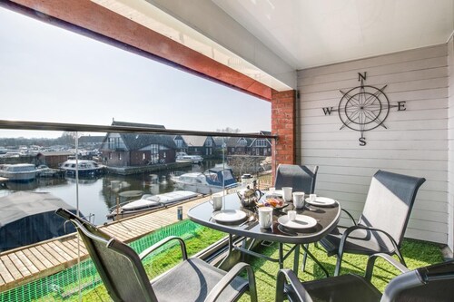 2 Bed in Horning (oc-1860)