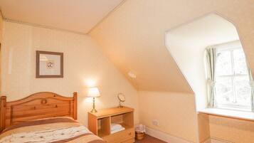 10 bedrooms, individually decorated, individually furnished, free WiFi