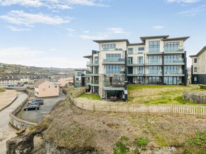 Exterior - 3 Bed in Perranporth (oc-p00692) (Perranporth)