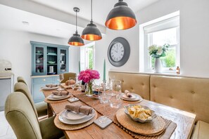Dining - 4 Bed in Instow (oc-clevv) (Instow)