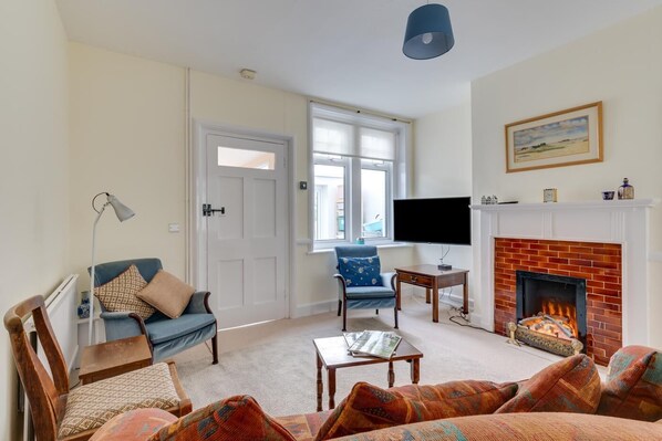 TV - 3 Bed in Littlestone (oc-bt009) (Littlestone)