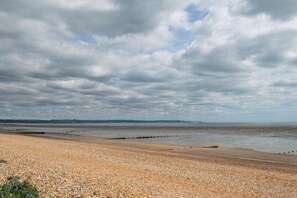 Beach - 3 Bed in Littlestone (oc-bt009) (Littlestone)