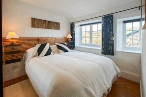 3 chambres, accès au Wi-Fi (inclus), literie fournie