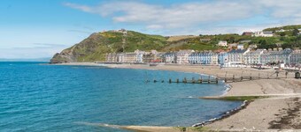 3 Bed in Aberaeron (oc-bow315)