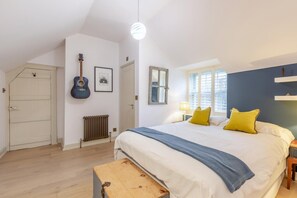 Lit parapluie, Wi-Fi gratuit, draps fournis
