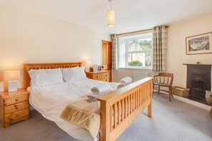 Fer et planche à repasser, Wi-Fi gratuit, draps fournis