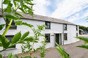 Exterior - 2 Bed in St. Teath (oc-shilli) (Saint Teath)