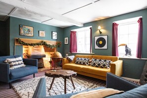 TV - 4 Bed in Osmington (oc-l34027) (Osmington)