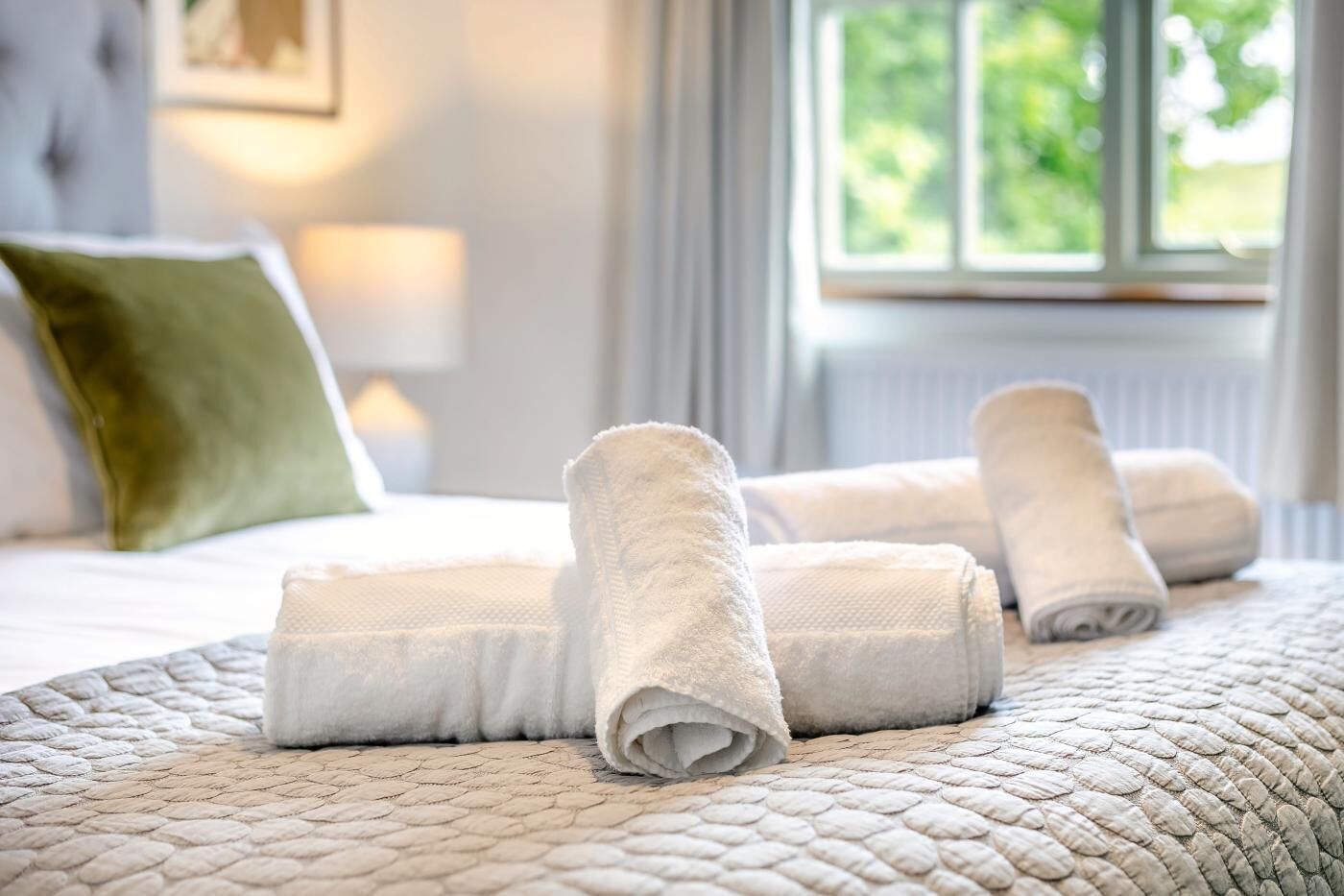 4 bedrooms, iron/ironing board, free WiFi, bed sheets