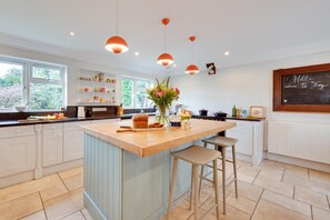 Dining - 5 Bed in Walberswick (oc-troy) (Walberswick)